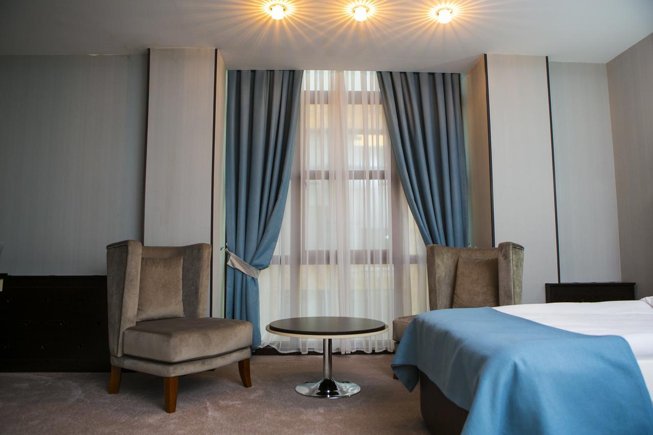 Azalea Hotel バクー エクステリア 写真
